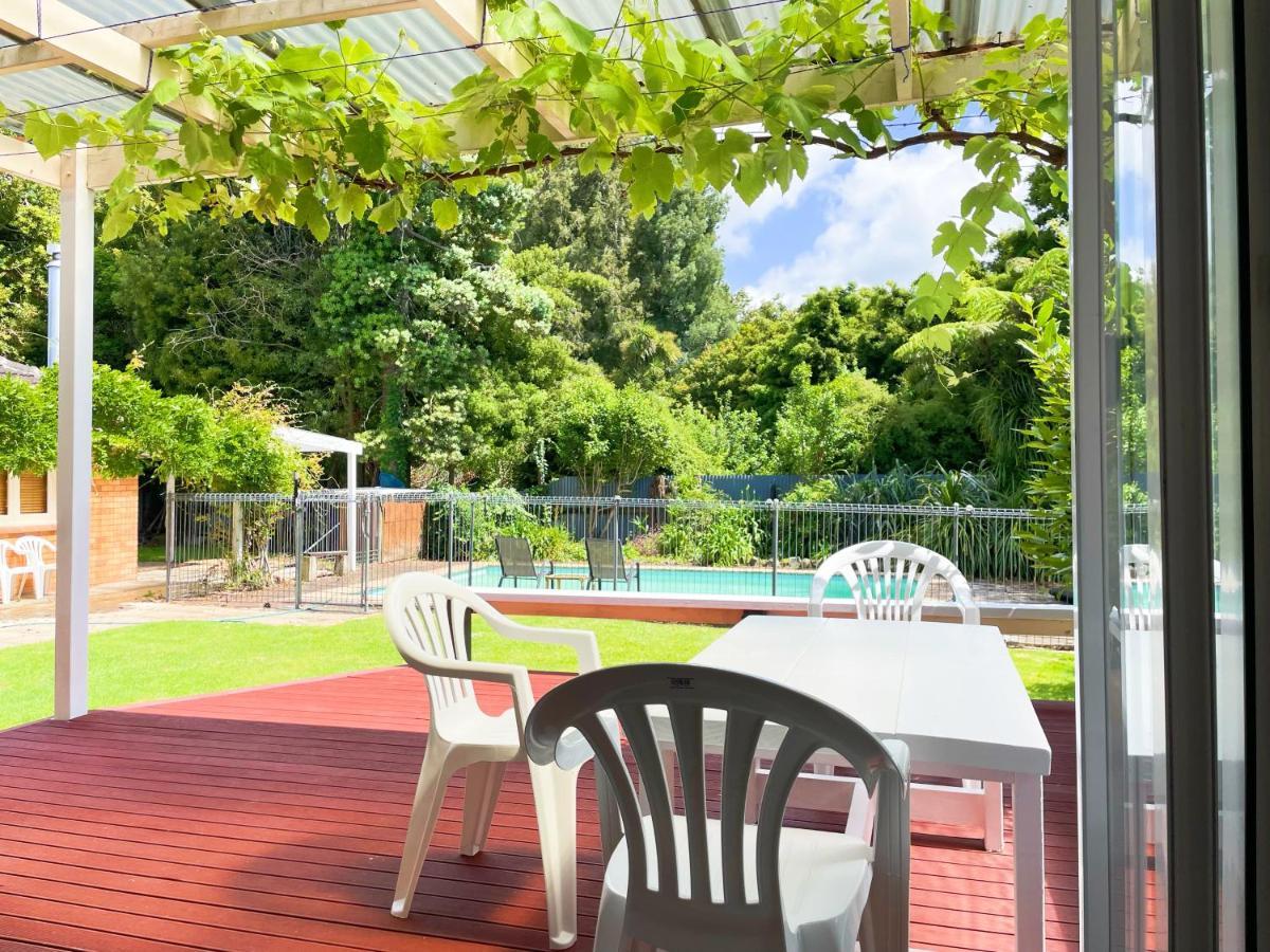 Central Location So Much Space Pool Opens In Summer Villa Hamilton Exterior foto